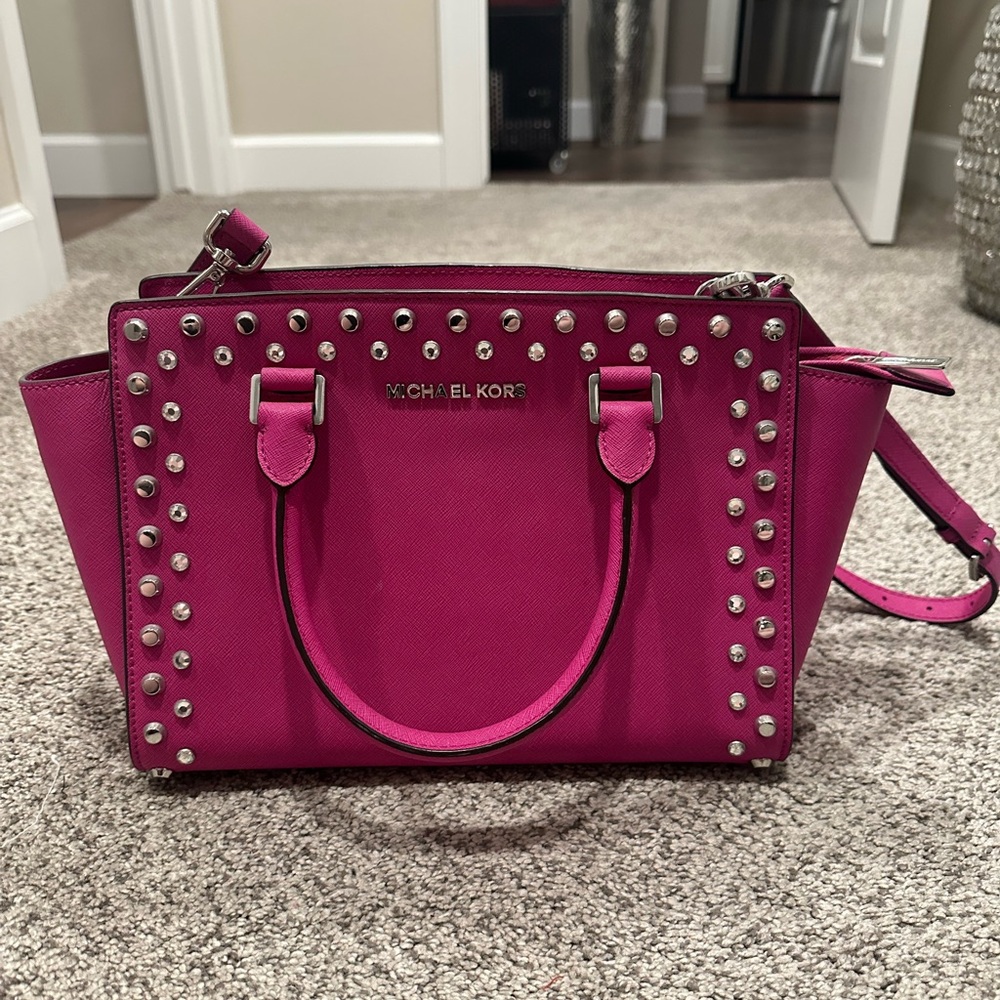 $450! Michael Kors Pink Genuine Leather Studded Women's Bag with crossbody strap